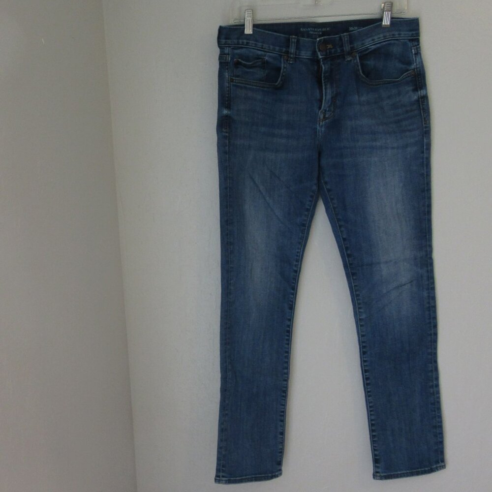 Banana Republic Travelers Blue Denim Straight Leg 30 Button/Zip Slim Fit Jeans